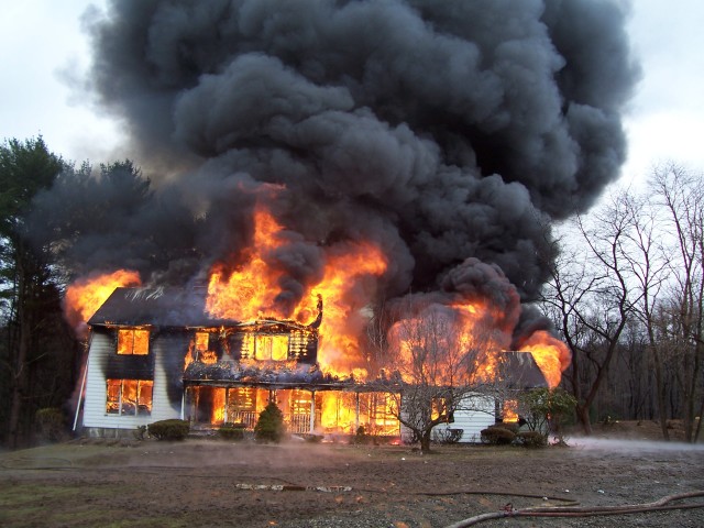 BHFD LIVE BURN APRIL 2,2005